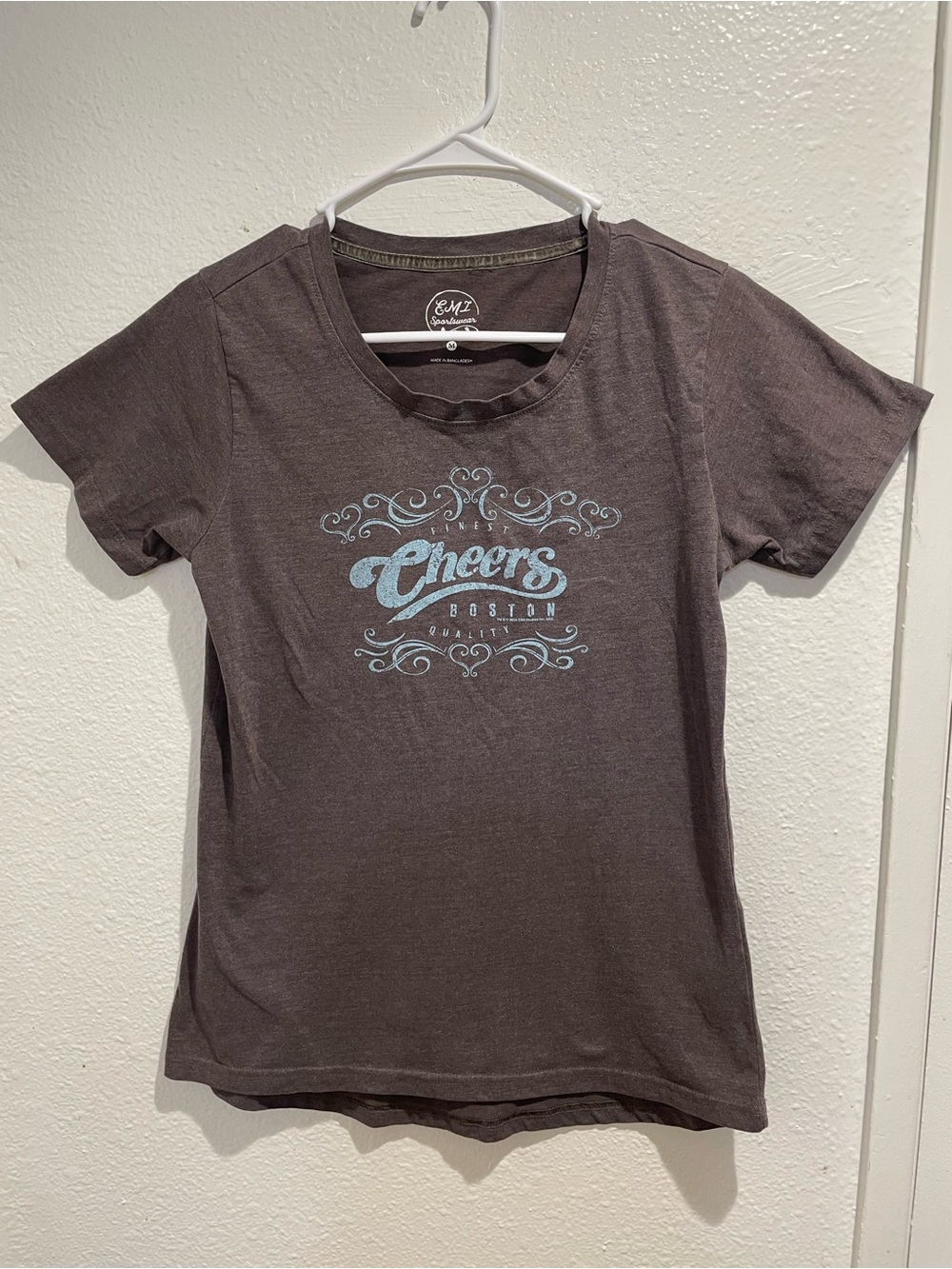 🤎 Retro CBS Cheers Boston Filigree Graphic Tee • Size M 🤎